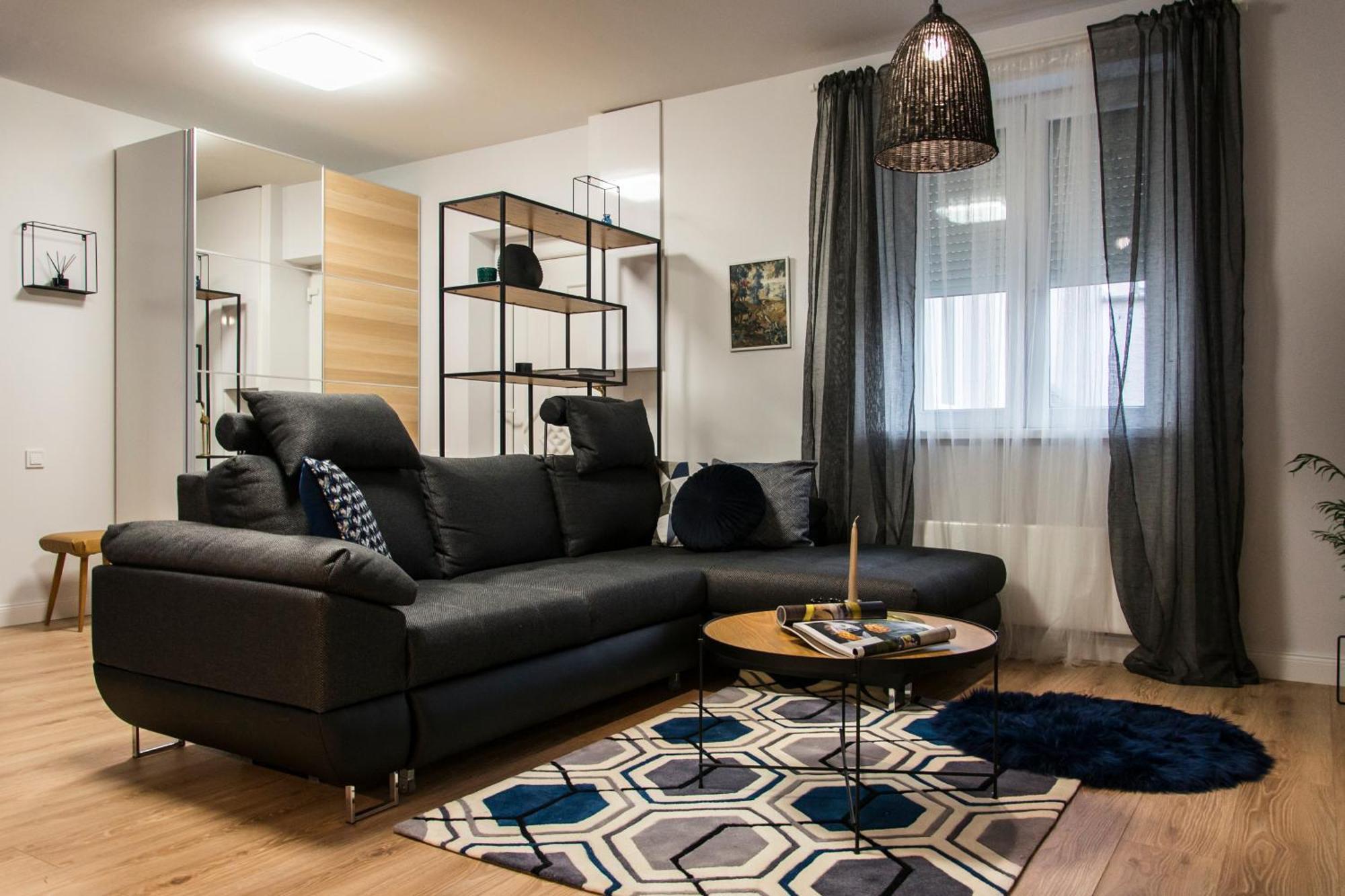 Danubio****2 Bedrooms-Be In The Center Of It All! Budapeste Exterior foto