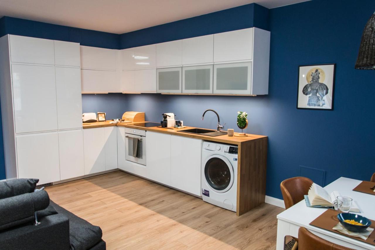 Danubio****2 Bedrooms-Be In The Center Of It All! Budapeste Exterior foto